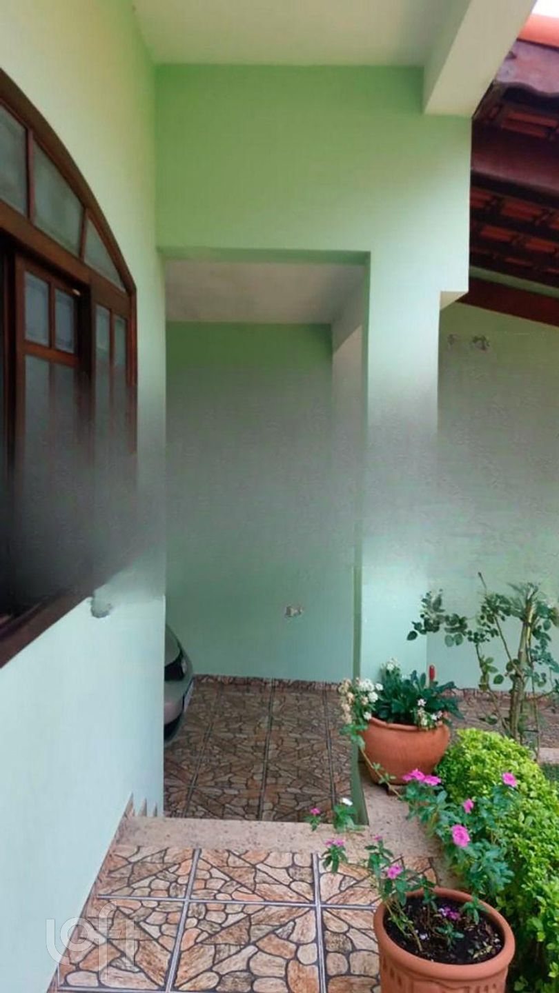 Casa à venda com 3 quartos, 200m² - Foto 13