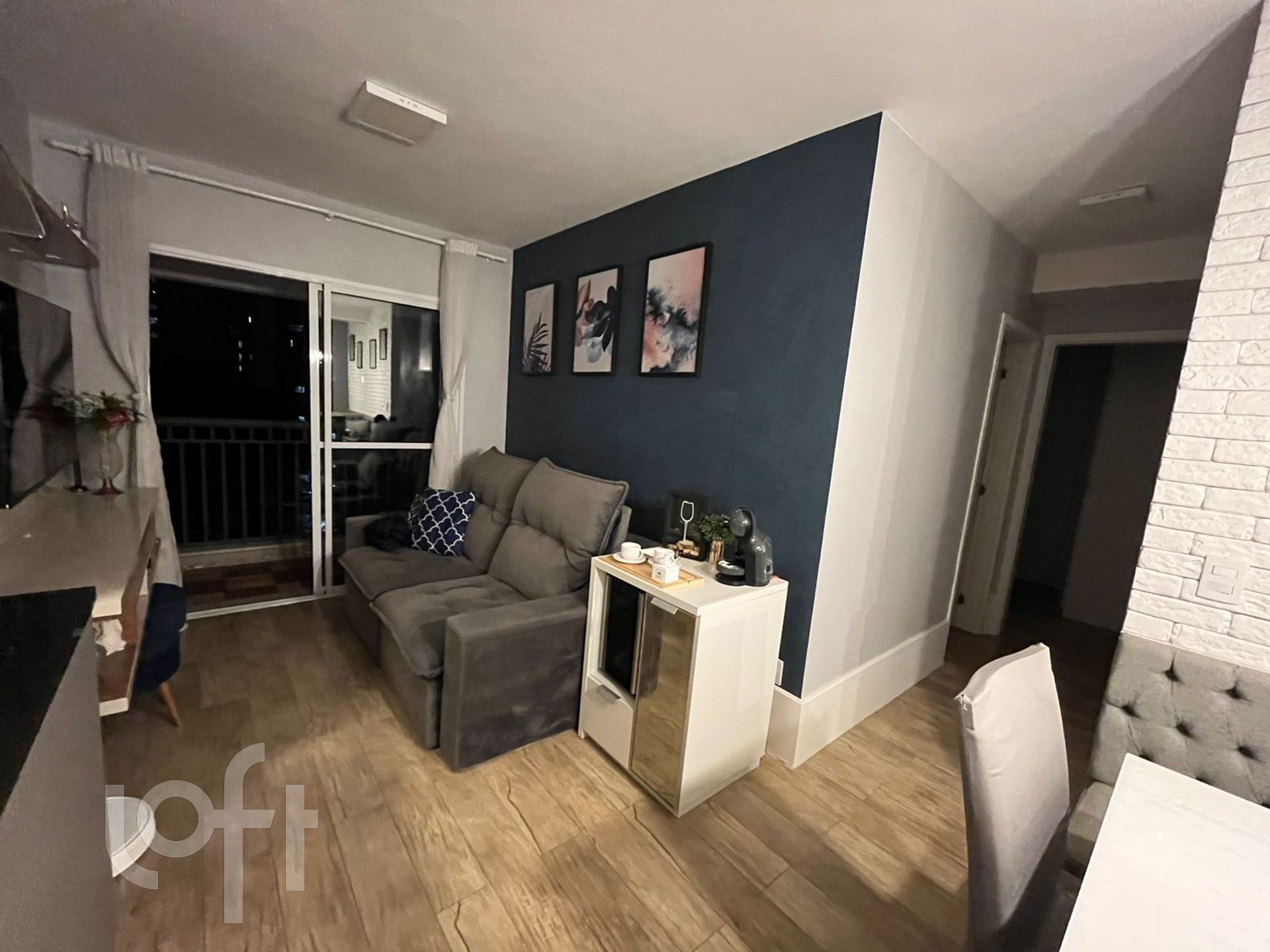 Apartamento à venda com 2 quartos, 60m² - Foto 1