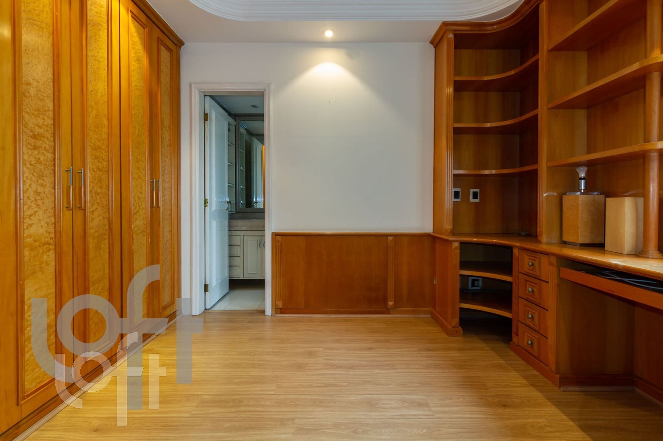 Apartamento à venda com 4 quartos, 320m² - Foto 7