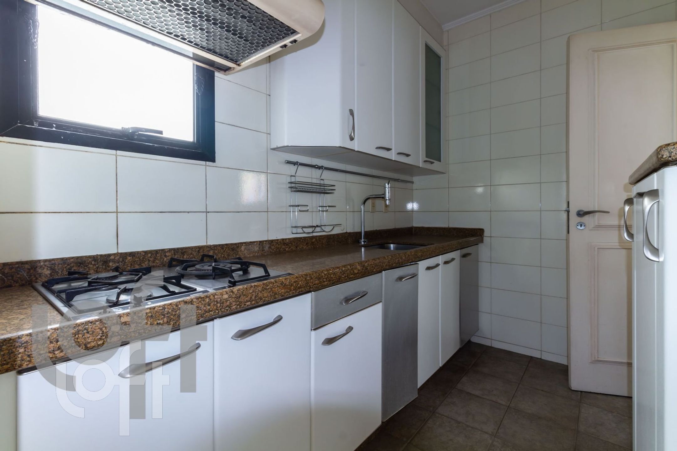 Apartamento à venda com 4 quartos, 320m² - Foto 41