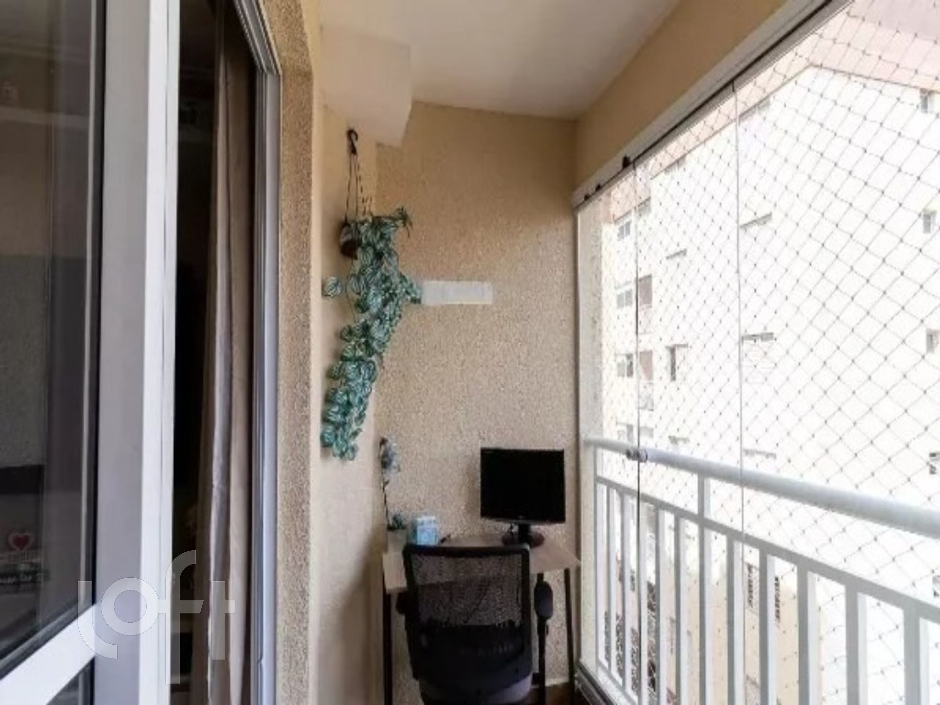 Apartamento à venda com 2 quartos, 67m² - Foto 3