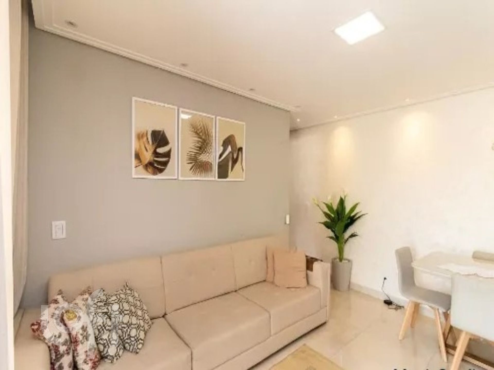 Apartamento à venda com 2 quartos, 67m² - Foto 1