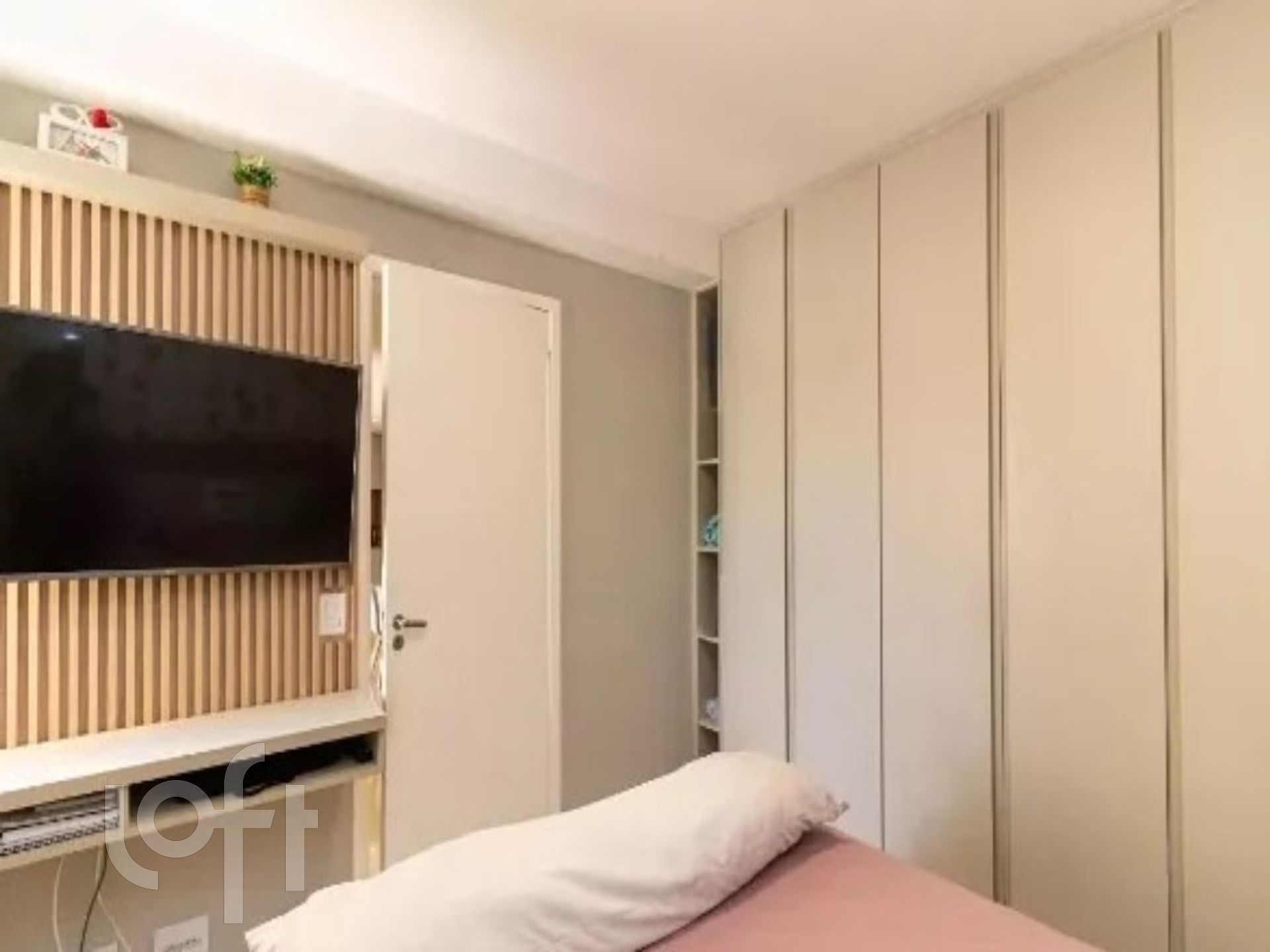 Apartamento à venda com 2 quartos, 67m² - Foto 6