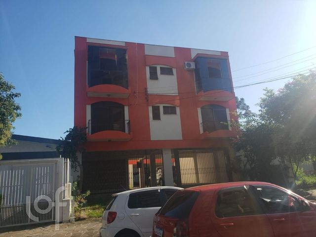 Apartamento com 82m², 2 dormitórios, 2 vagas, Vila Ipiranga em Porto Alegre