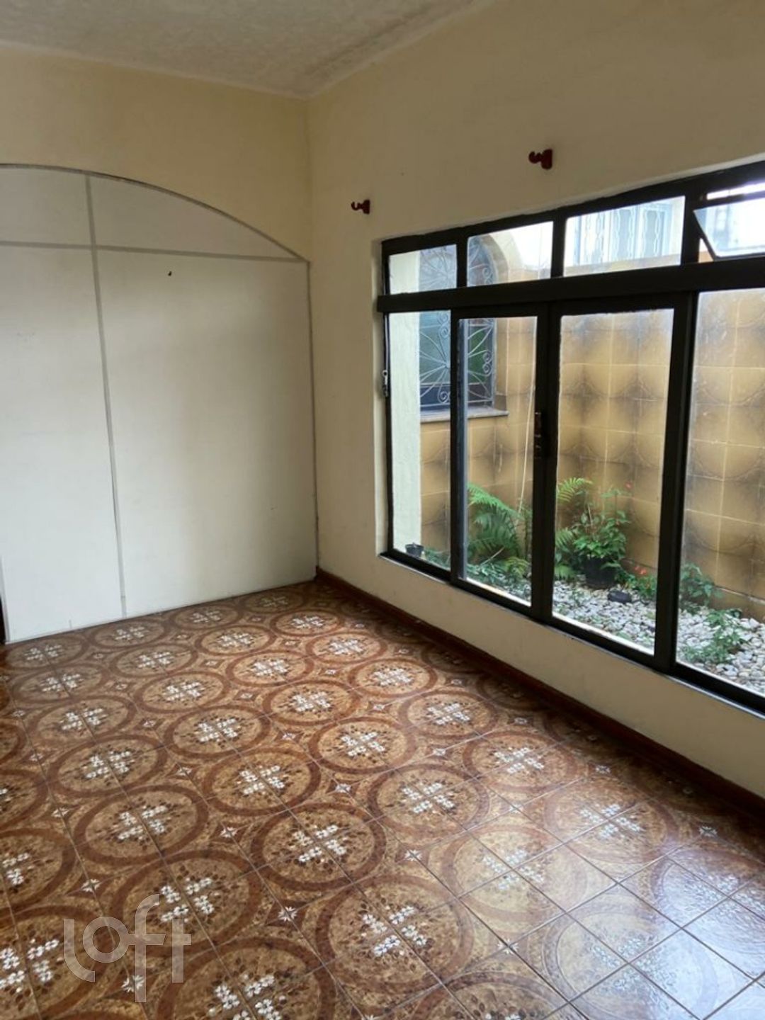 Casa à venda e aluguel com 6 quartos, 254m² - Foto 11