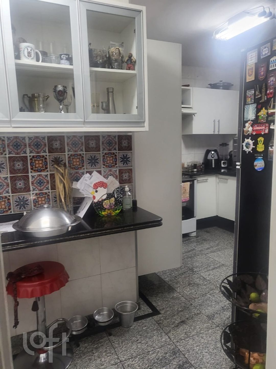 Apartamento à venda com 3 quartos, 94m² - Foto 3