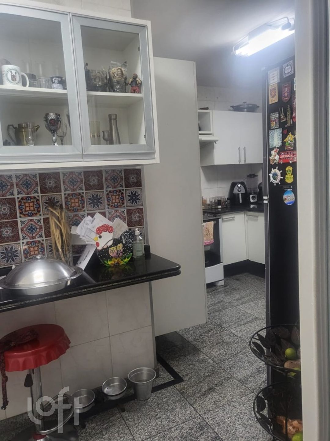 Apartamento à venda com 3 quartos, 94m² - Foto 2