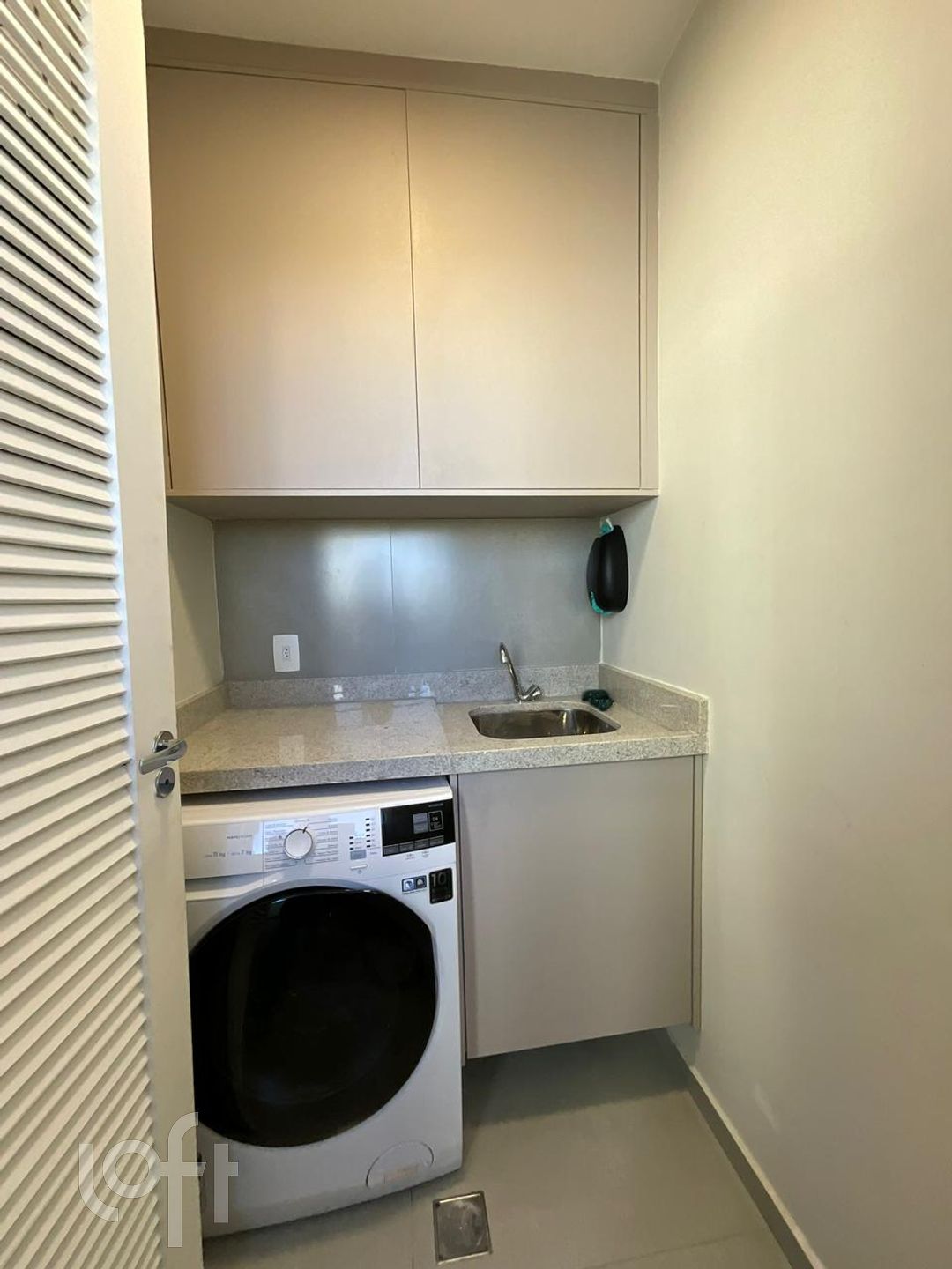 Apartamento à venda com 2 quartos, 72m² - Foto 23