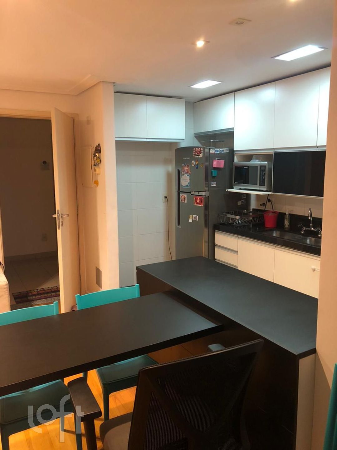 Apartamento à venda com 2 quartos, 65m² - Foto 2