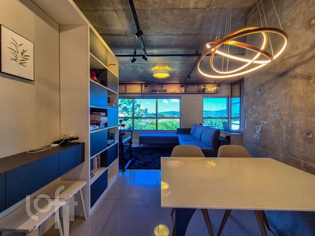 Apartamento com 68m², 1 dormitório, 1 suíte, 1 vaga, Petrópolis em Porto Alegre