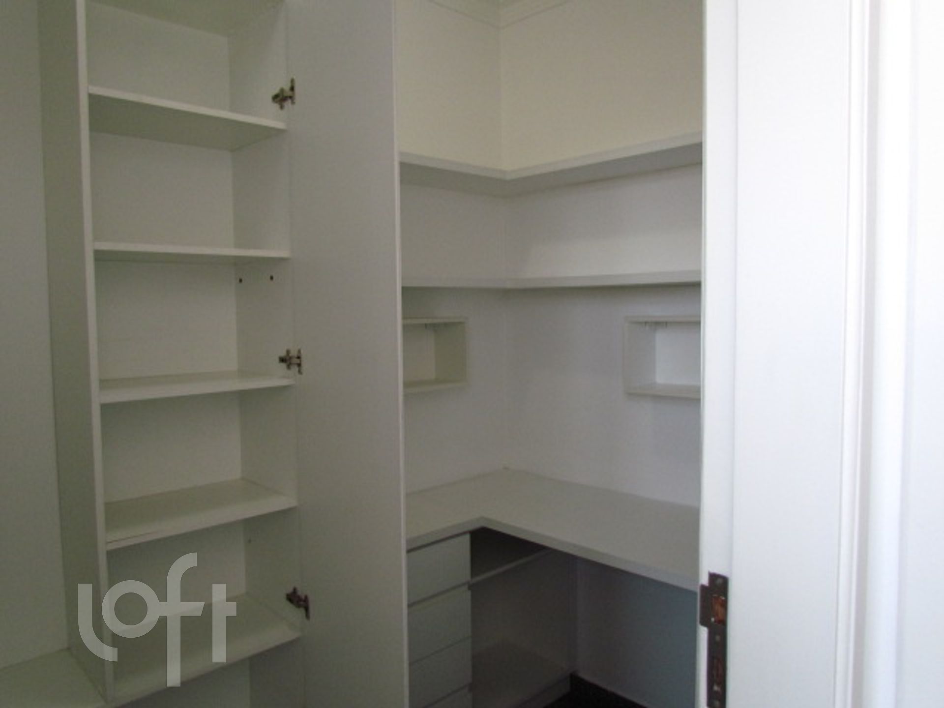 Apartamento à venda com 2 quartos, 80m² - Foto 8