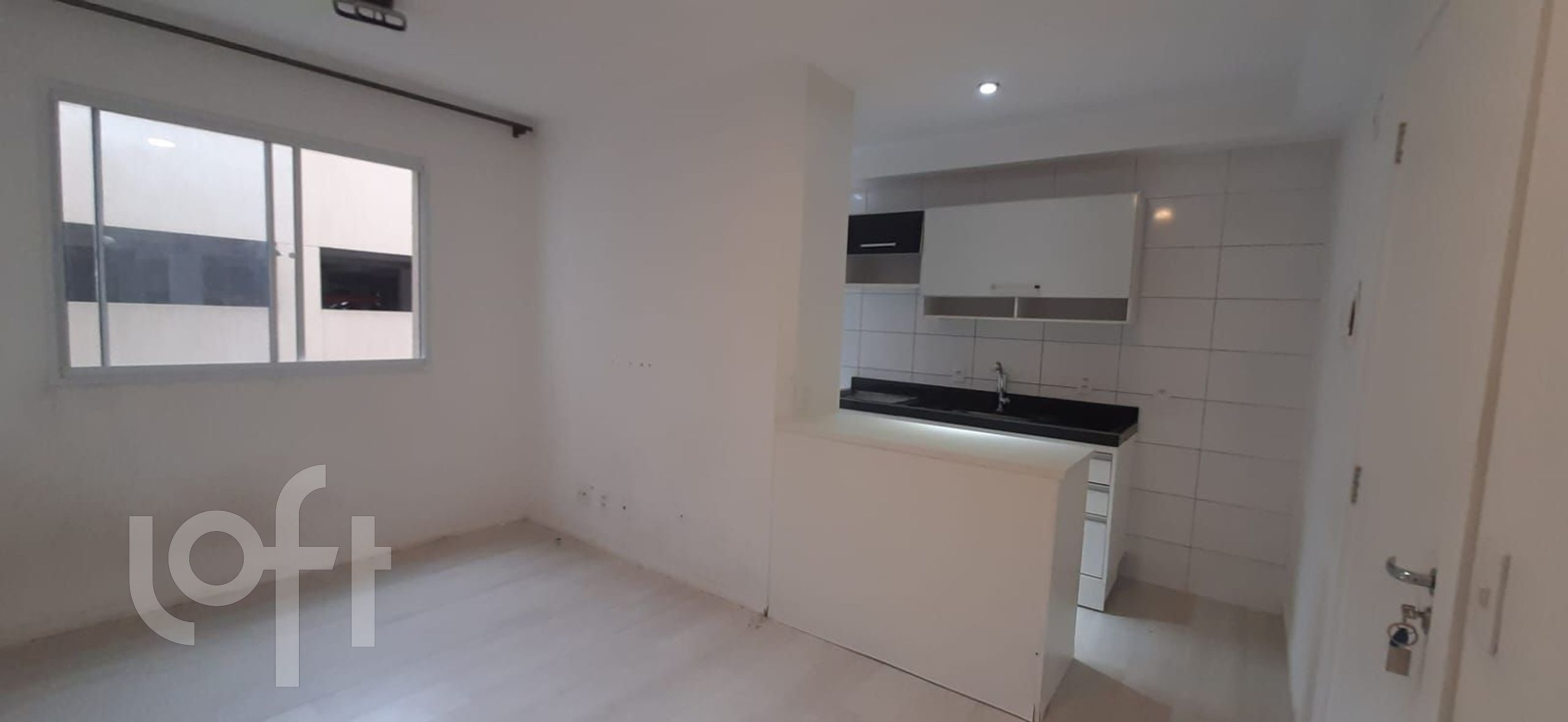 Apartamento à venda em Jardim Santa Emilia com 41