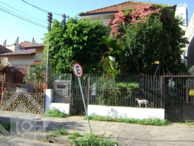 Casa com 188m², 4 dormitórios, Menino Deus em Porto Alegre