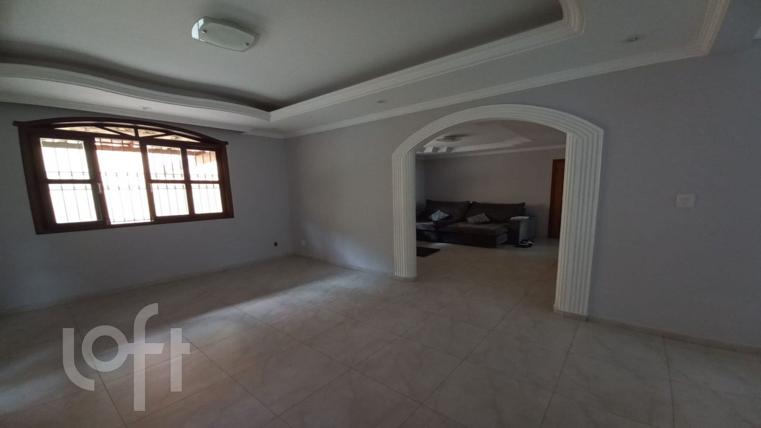 Casa à venda com 4 quartos, 250m² - Foto 9