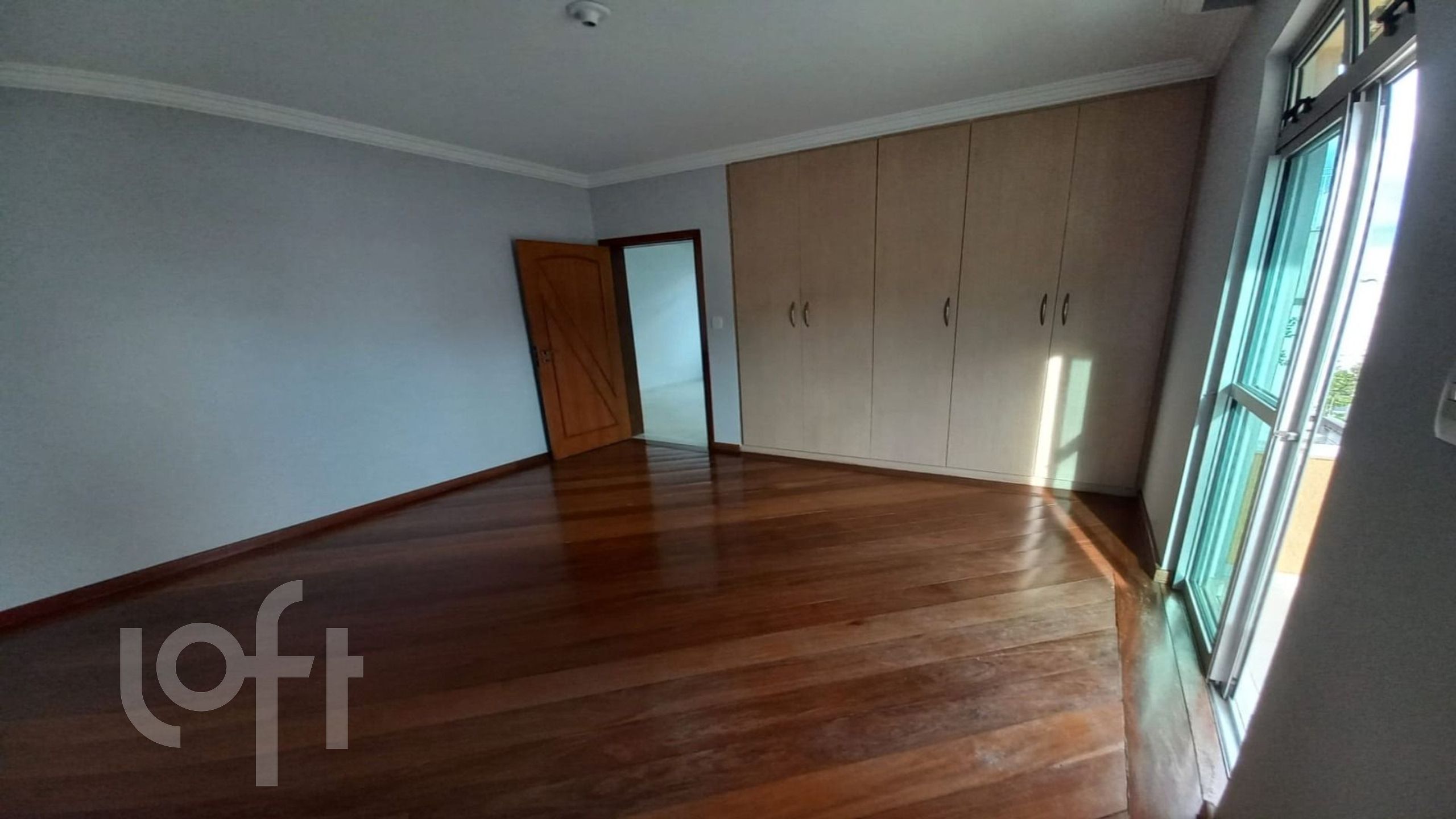 Casa à venda com 4 quartos, 250m² - Foto 19