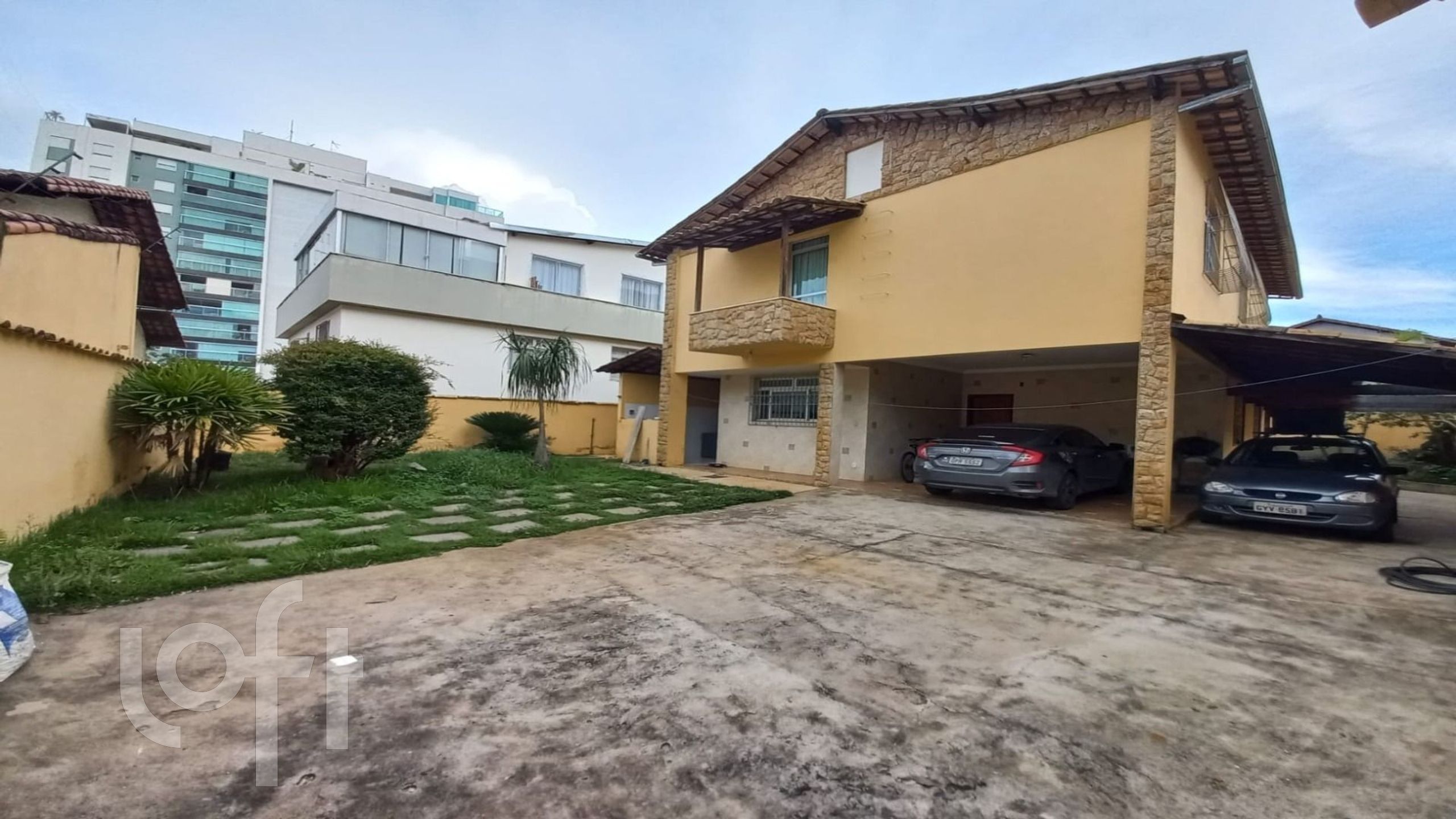 Casa à venda com 4 quartos, 250m² - Foto 7