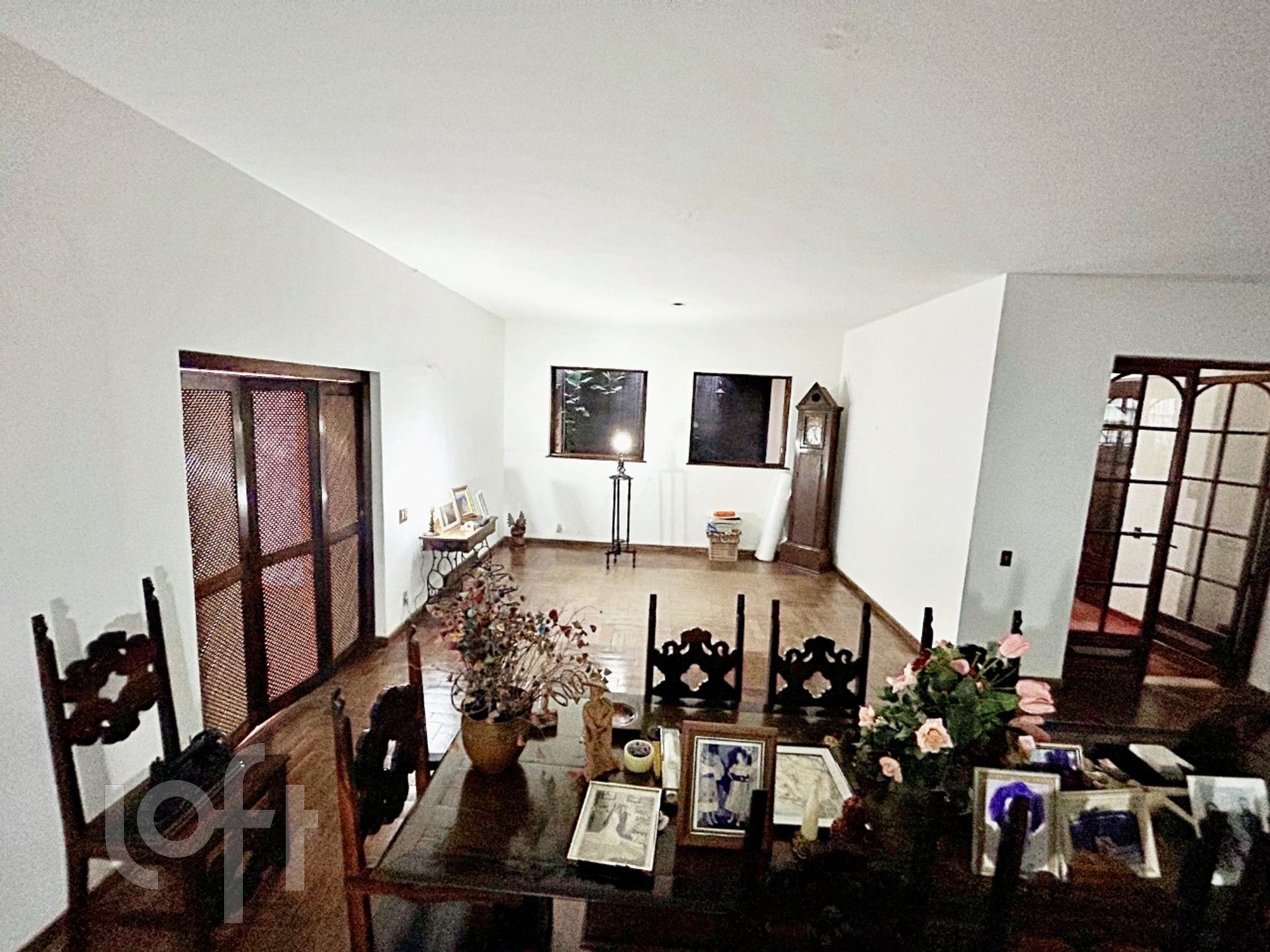 Casa à venda com 6 quartos, 450m² - Foto 4