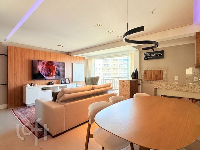 Apartamento com 102m², 3 dormitórios, 1 suíte, 2 vagas, Jardim Europa em Porto Alegre