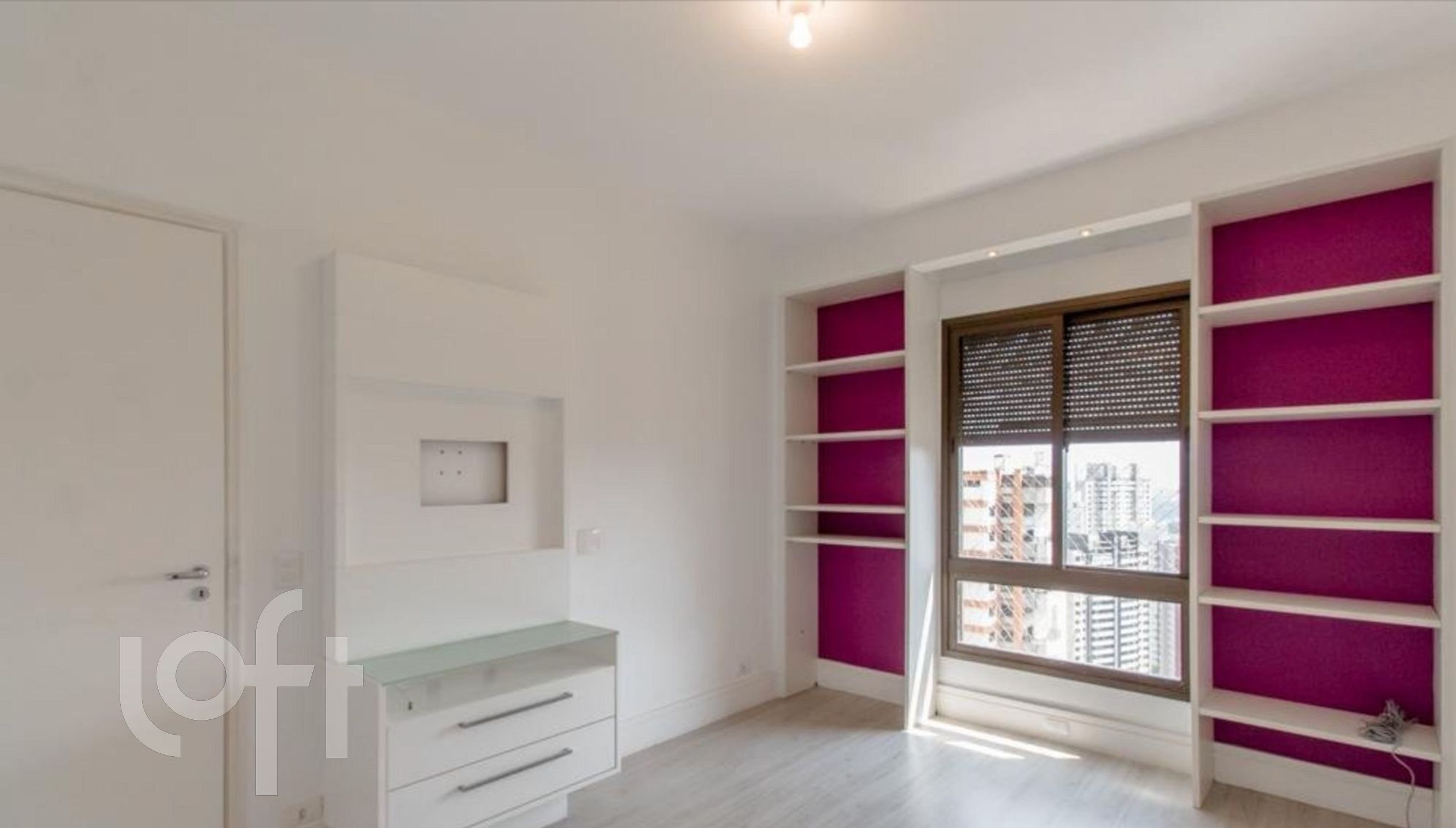 Apartamento à venda com 4 quartos, 320m² - Foto 7