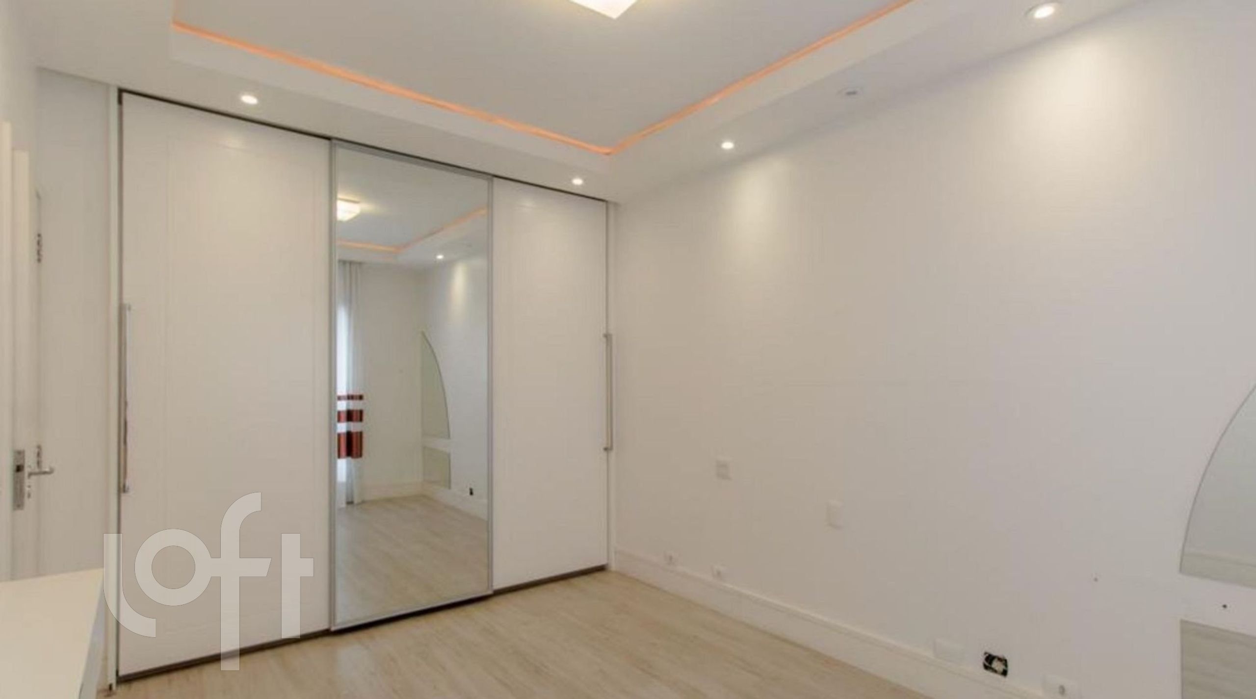 Apartamento à venda com 4 quartos, 320m² - Foto 5