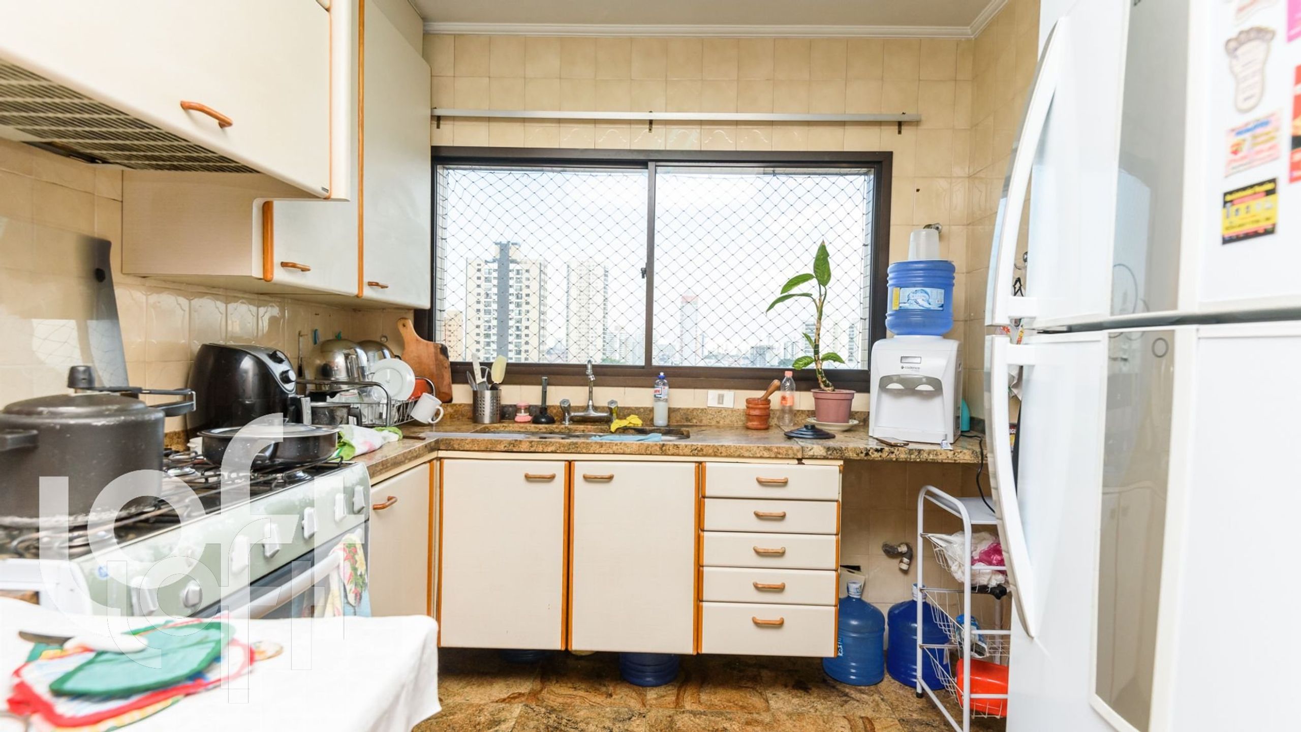 Apartamento à venda com 3 quartos, 186m² - Foto 25