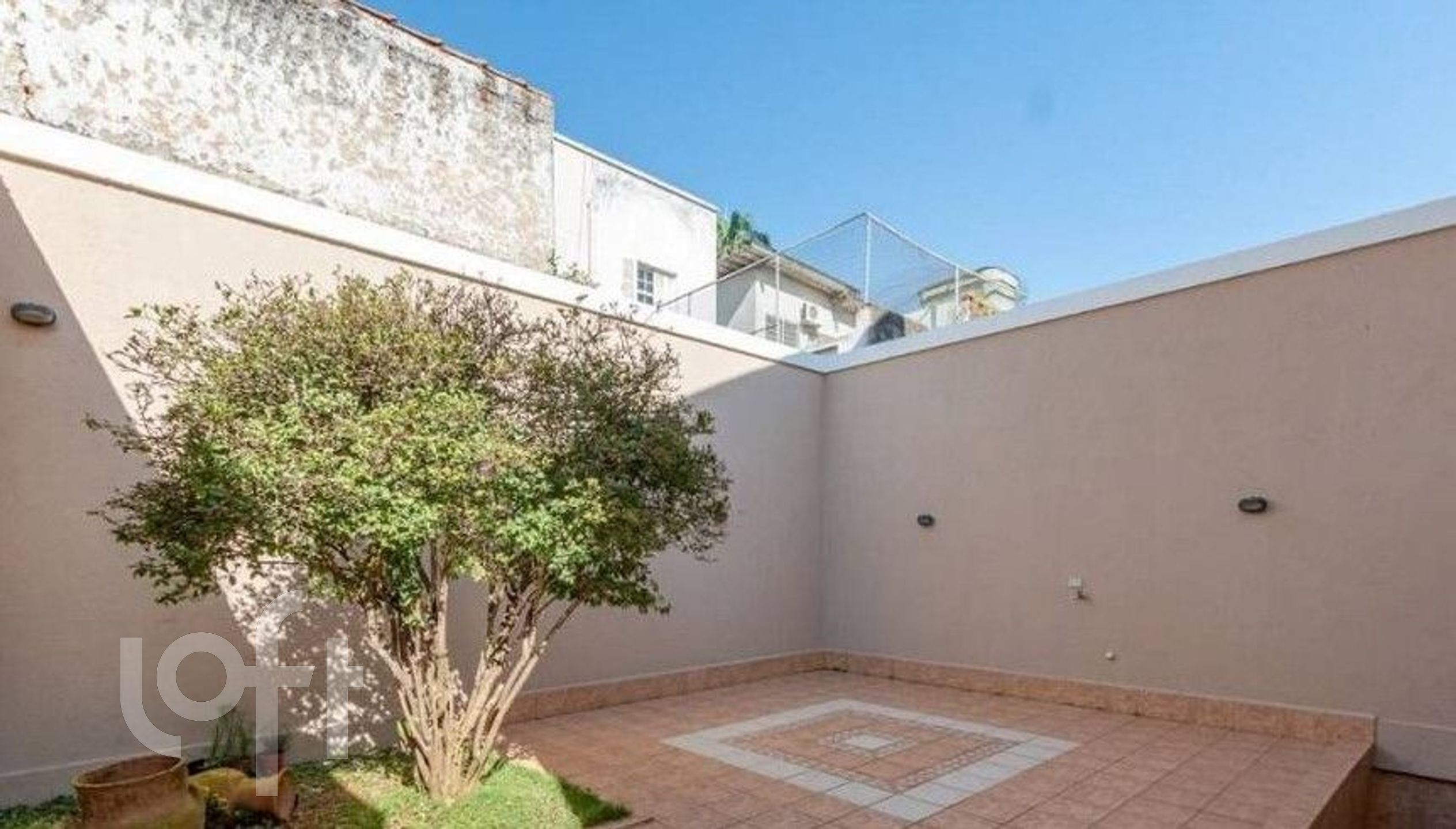 Casa à venda com 3 quartos, 360m² - Foto 30