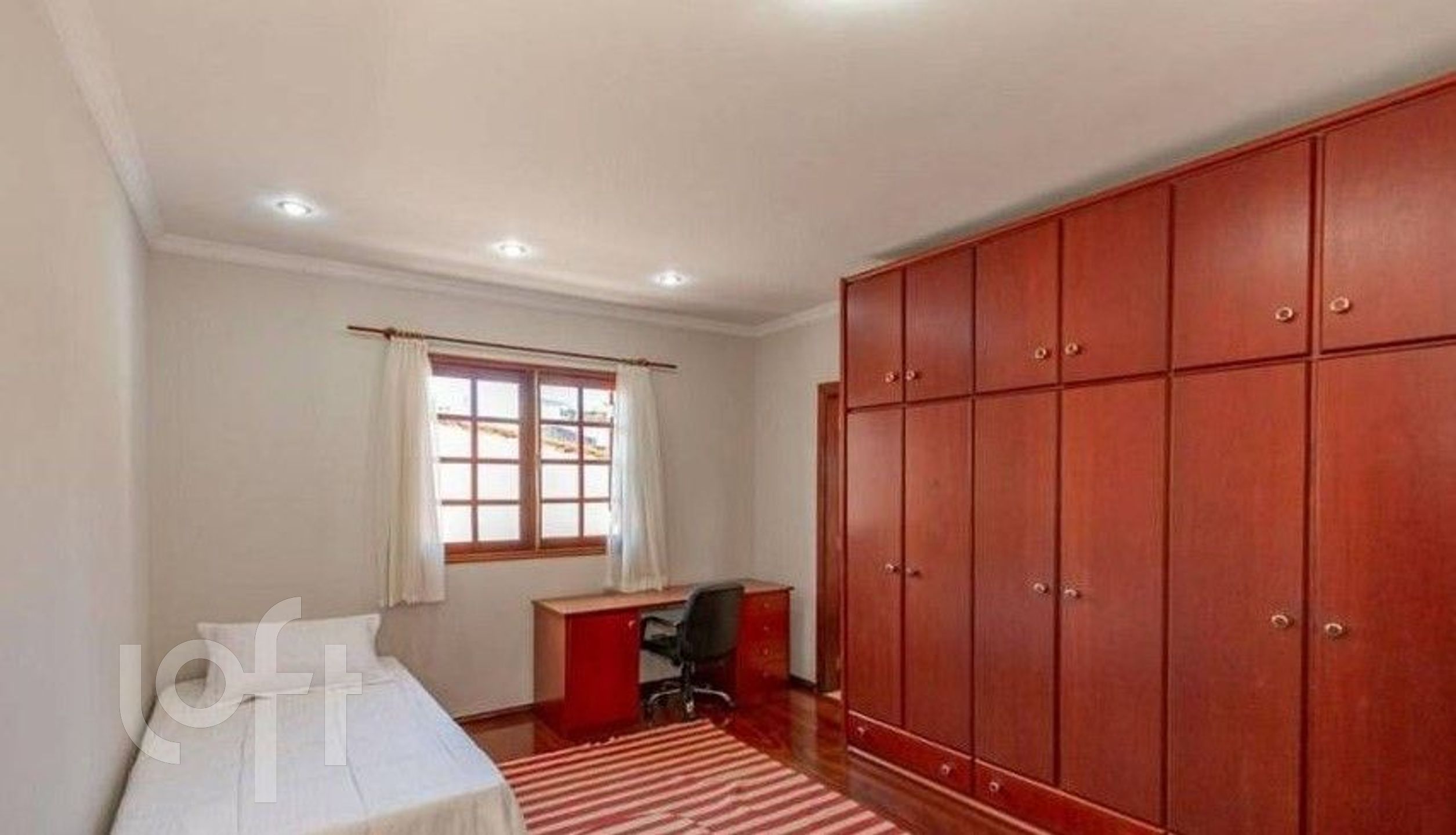 Casa à venda com 3 quartos, 360m² - Foto 11