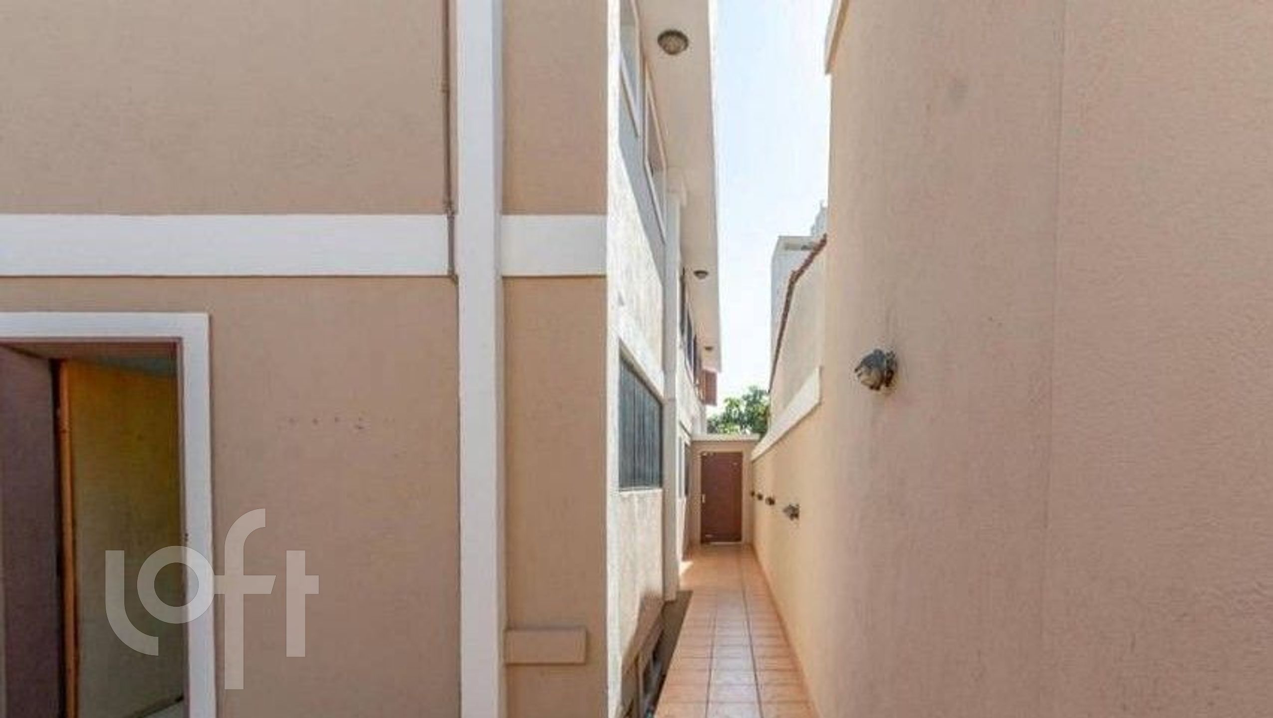 Casa à venda com 3 quartos, 360m² - Foto 42