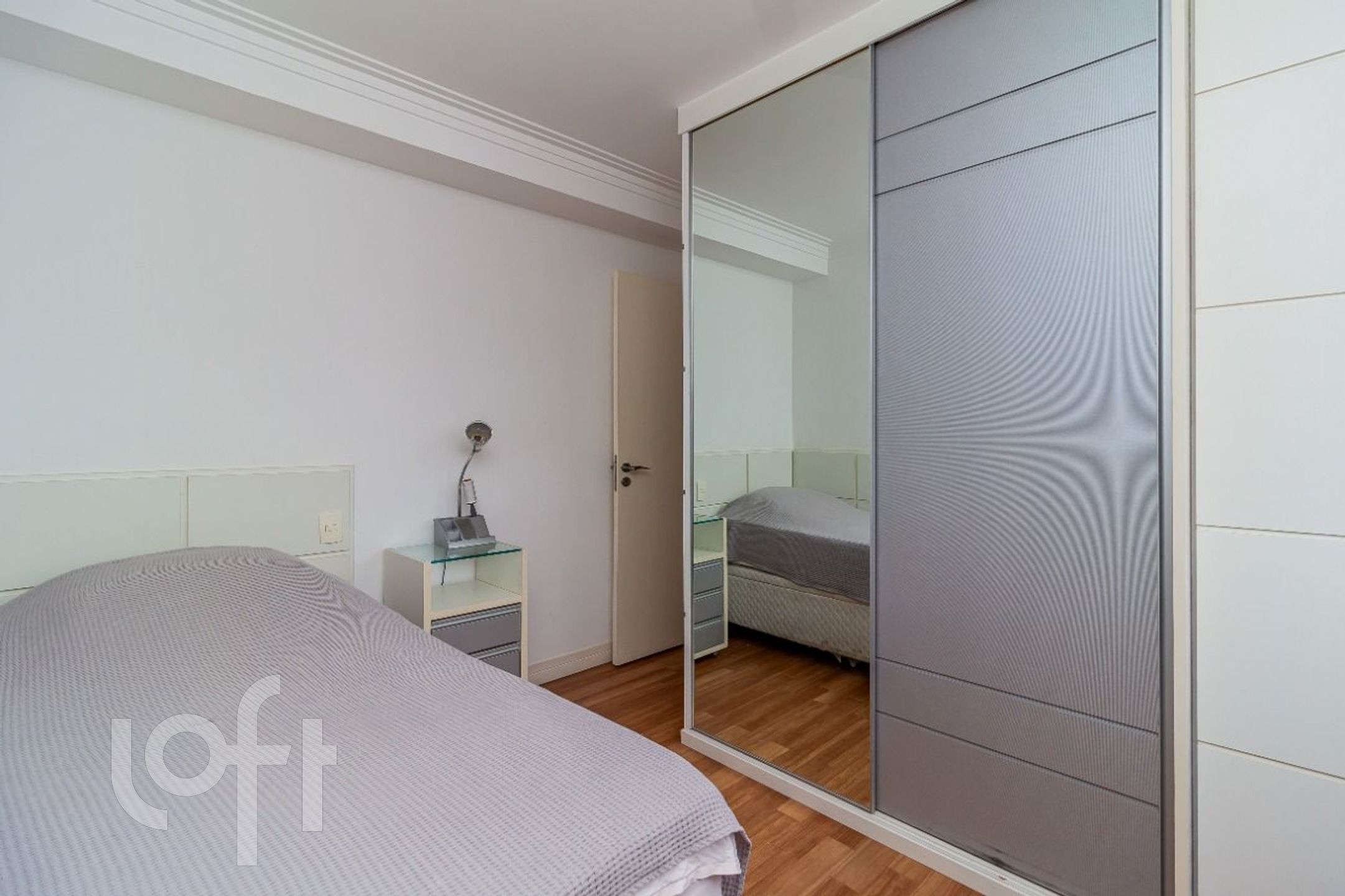 Apartamento à venda com 4 quartos, 137m² - Foto 25