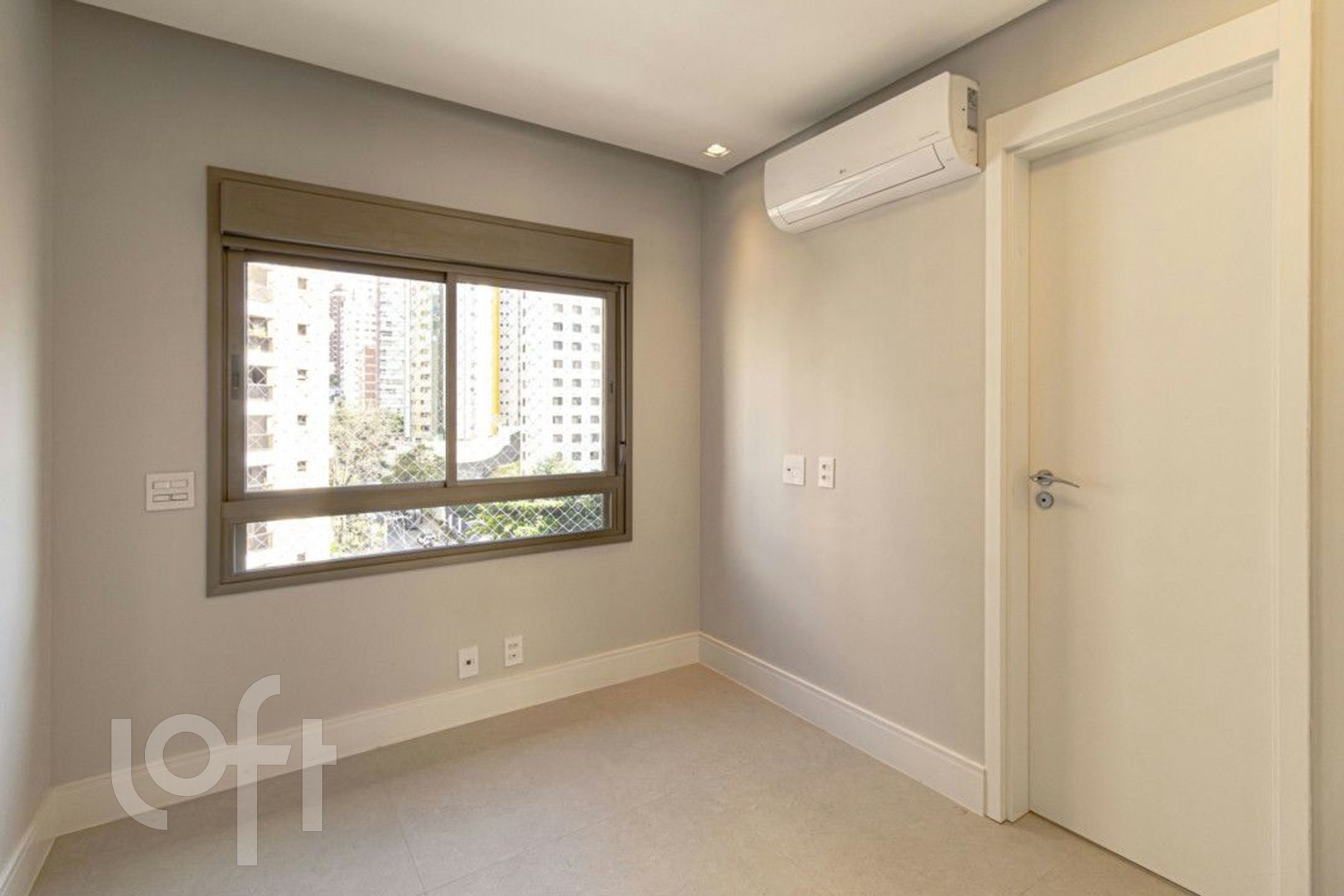 Apartamento à venda com 4 quartos, 158m² - Foto 20