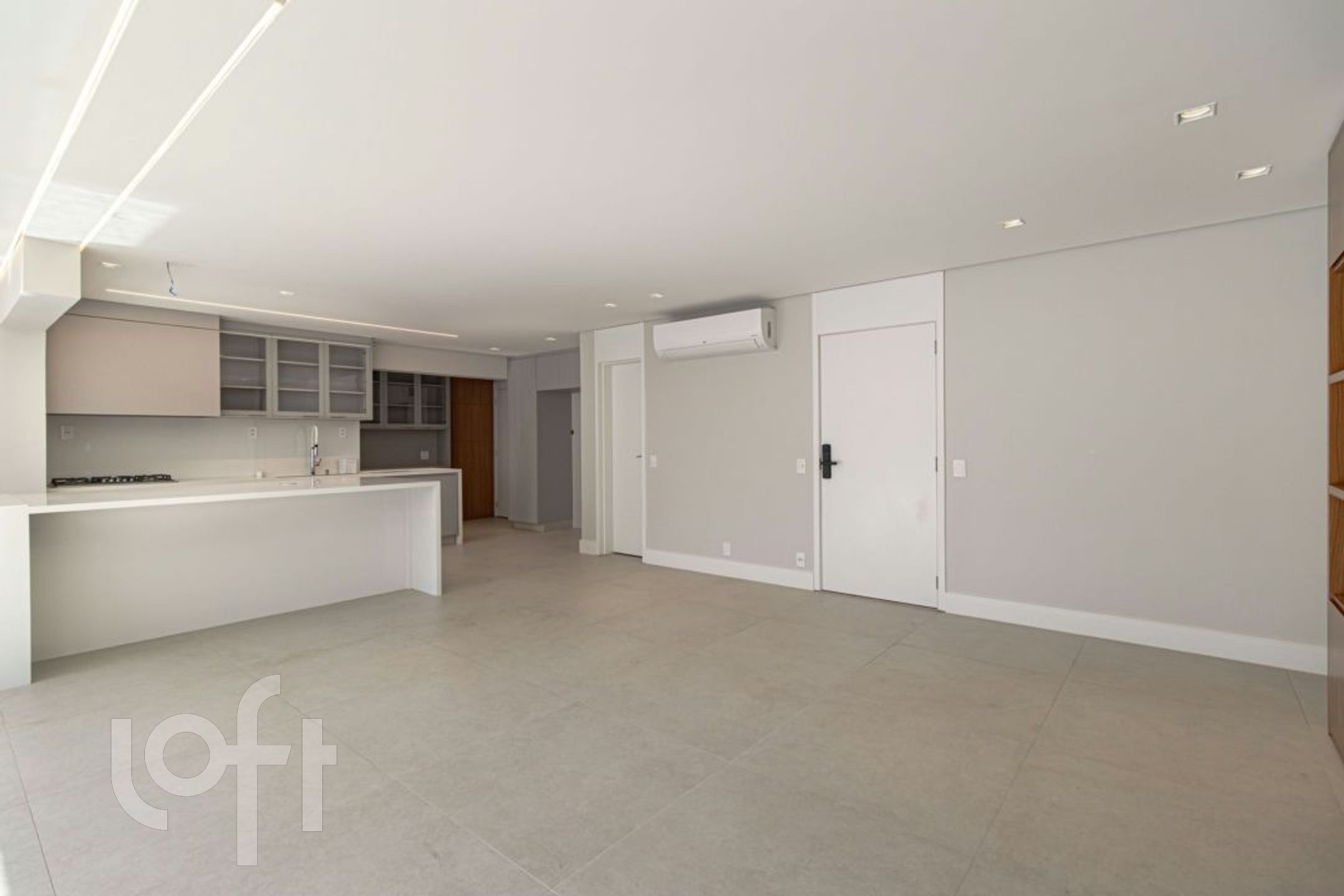 Apartamento à venda com 4 quartos, 158m² - Foto 6