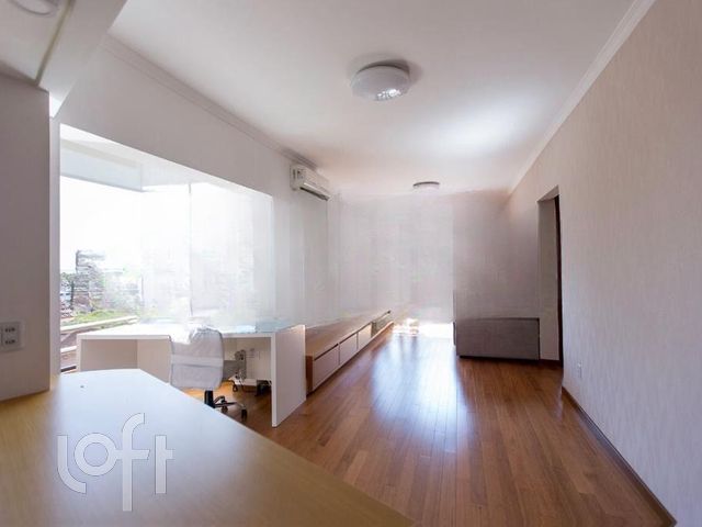 Apartamento com 77m², 2 dormitórios, 1 vaga, Menino Deus em Porto Alegre