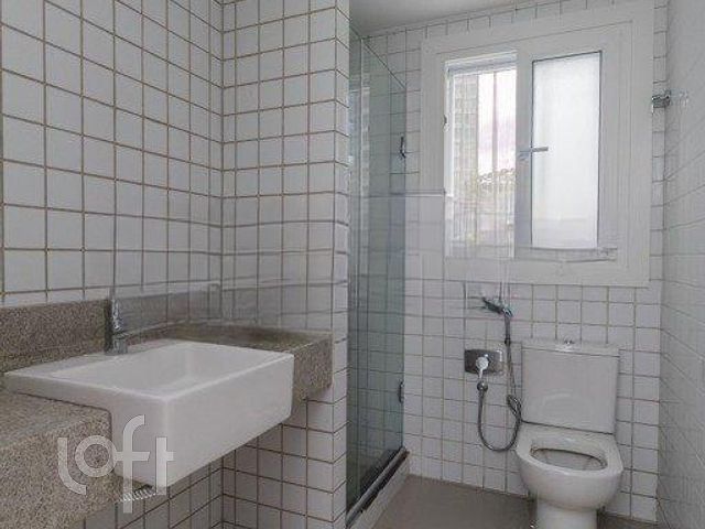 Apartamento com 110m², 2 dormitórios, 1 suíte, 2 vagas, Jardim Europa em Porto Alegre