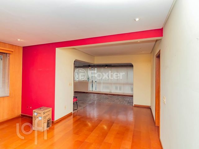 Apartamento com 103m², 2 dormitórios, 1 suíte, 1 vaga, Rio Branco em Porto Alegre