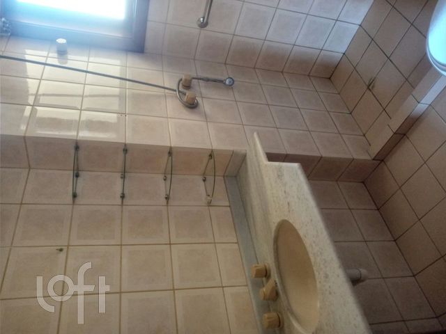 Apartamento com 103m², 2 dormitórios, 1 suíte, 1 vaga, Rio Branco em Porto Alegre