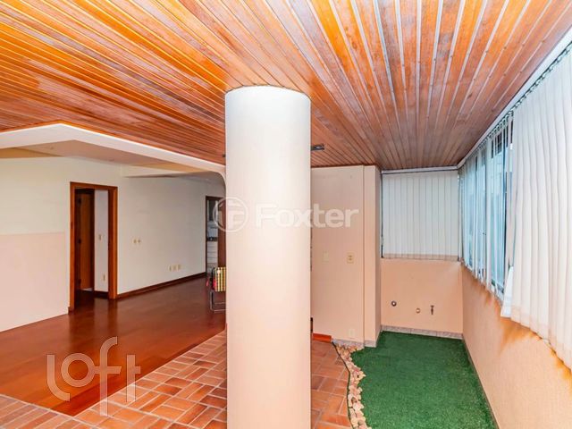 Apartamento com 103m², 2 dormitórios, 1 suíte, 1 vaga, Rio Branco em Porto Alegre