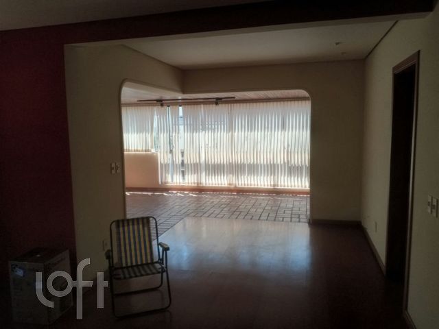 Apartamento com 103m², 2 dormitórios, 1 suíte, 1 vaga, Rio Branco em Porto Alegre