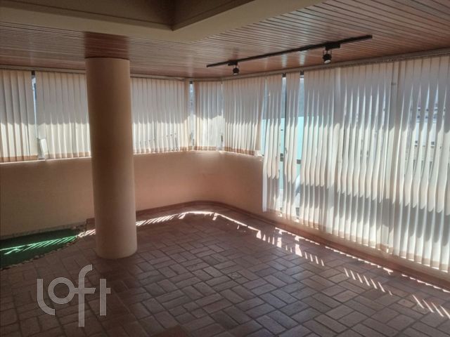 Apartamento com 103m², 2 dormitórios, 1 suíte, 1 vaga, Rio Branco em Porto Alegre