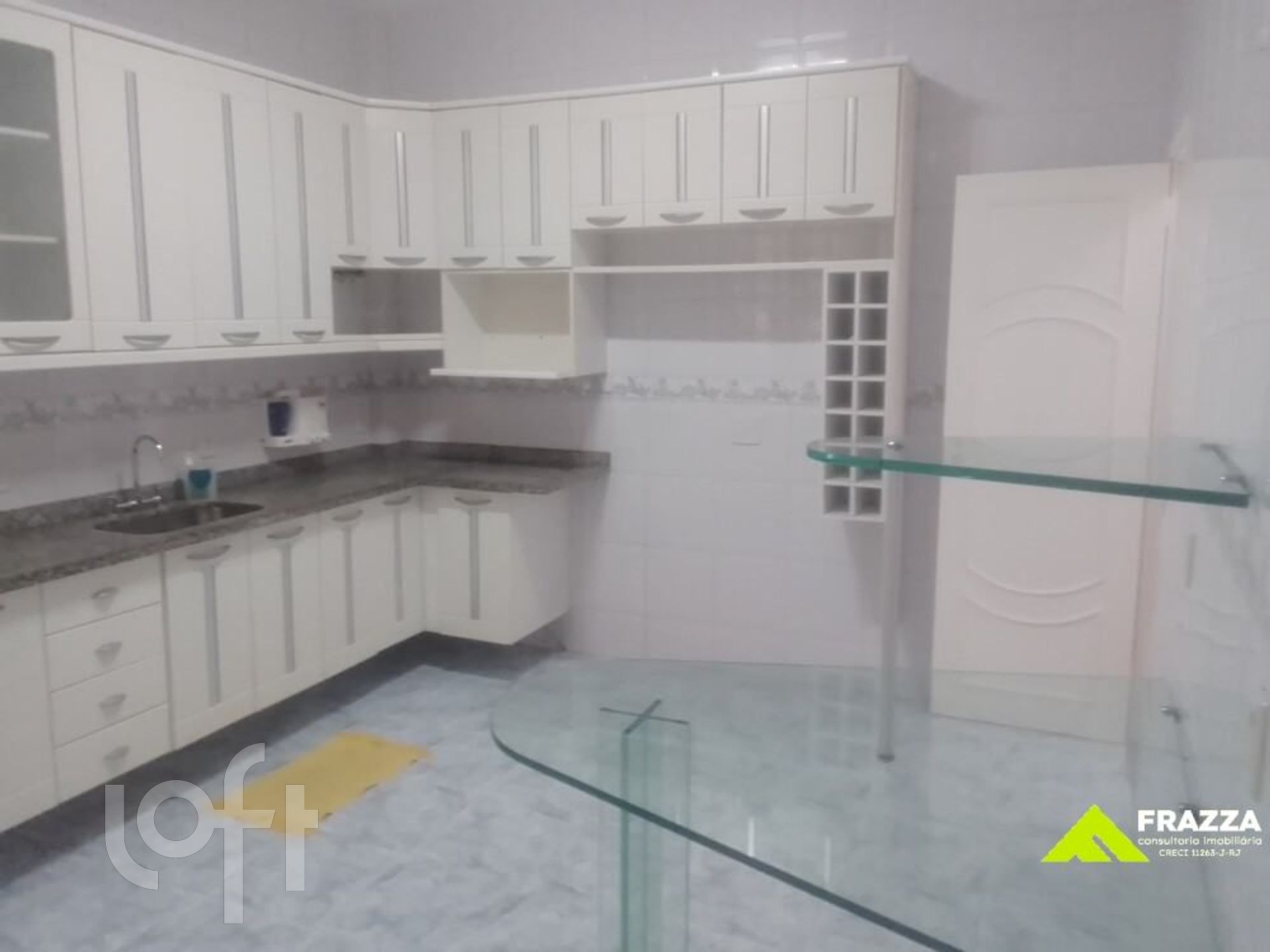 Apartamento à venda com 4 quartos, 140m² - Foto 18