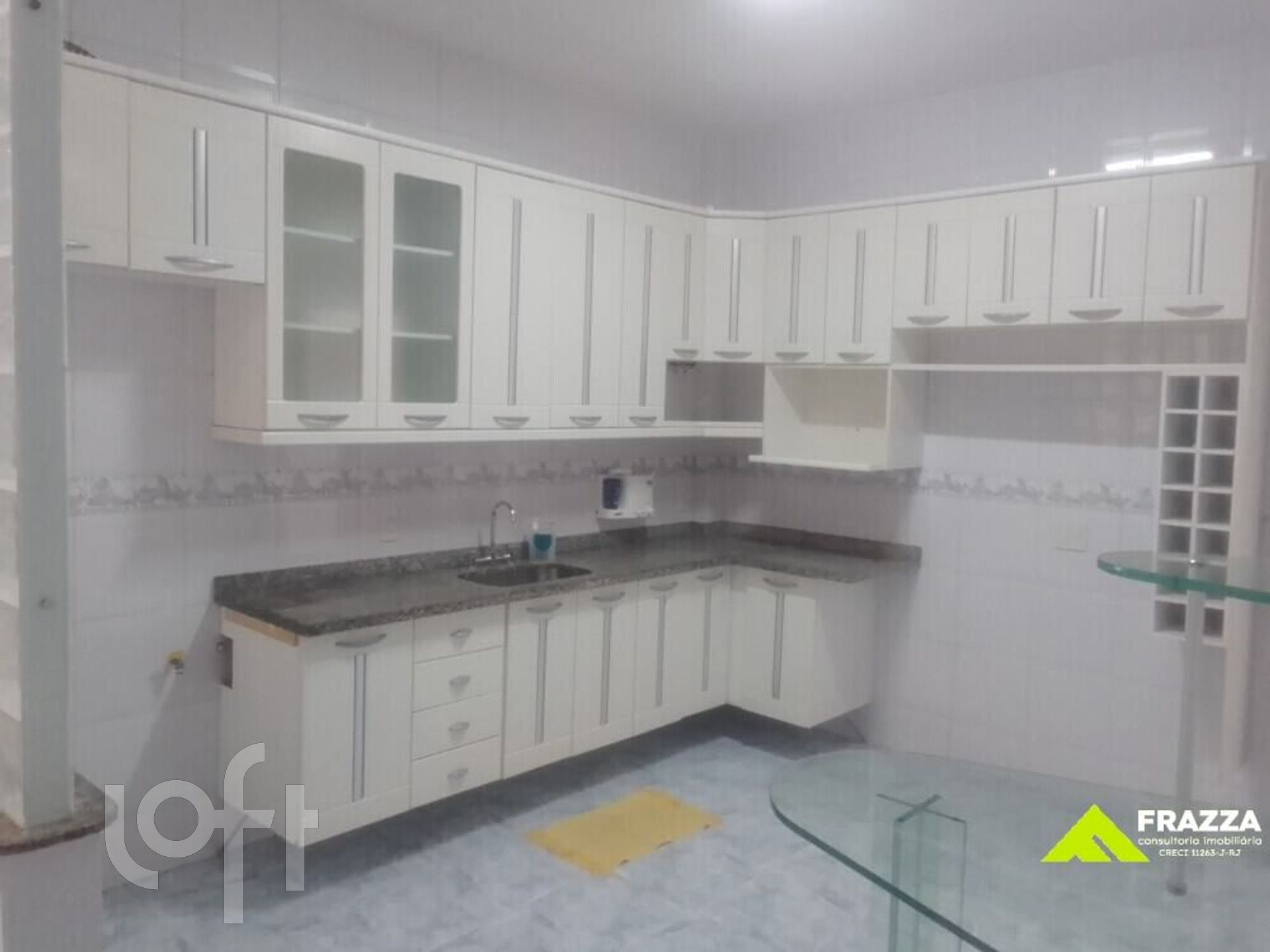 Apartamento à venda com 4 quartos, 140m² - Foto 17