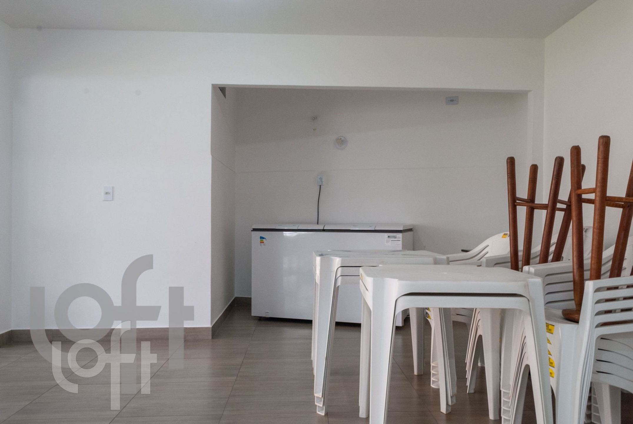 Apartamento à venda com 3 quartos, 76m² - Foto 11