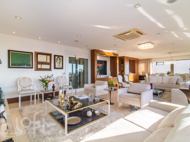 Apartamento com 705m², 3 dormitórios, 3 suítes, 6 vagas, Bela Vista em Porto Alegre