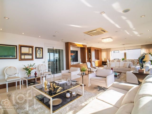 Apartamento com 705m², 3 dormitórios, 3 suítes, 6 vagas, Bela Vista em Porto Alegre