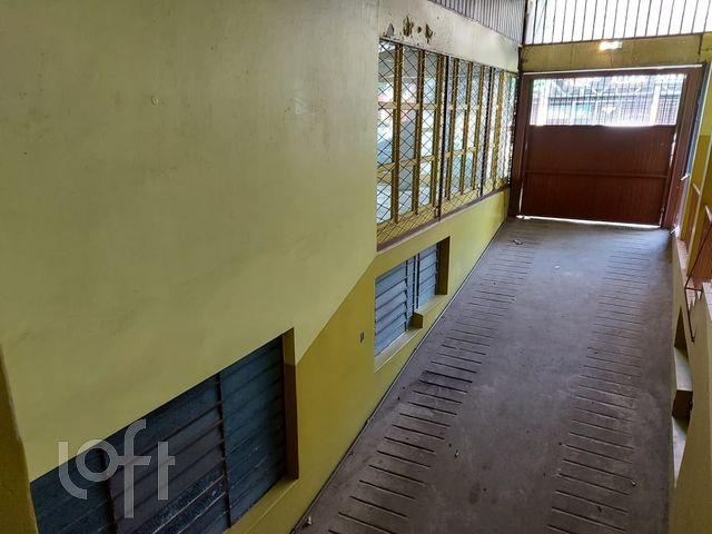 Apartamento com 135m², 5 dormitórios, Floresta em Porto Alegre