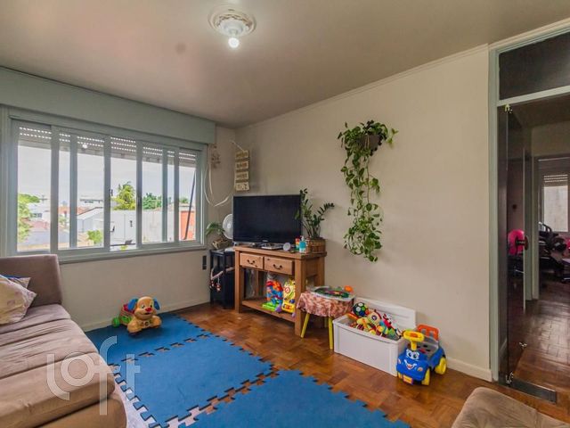 Apartamento com 82m², 3 dormitórios, 1 vaga, São João em Porto Alegre