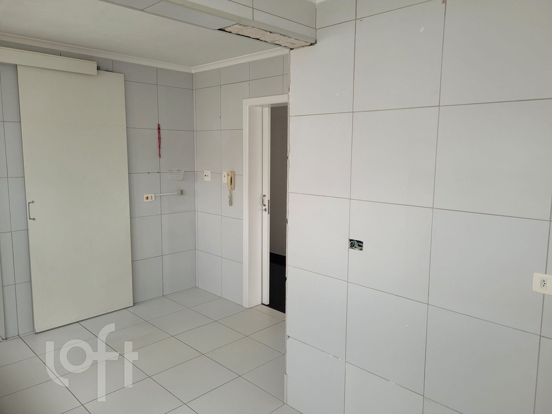 Apartamento à venda com 3 quartos, 199m² - Foto 9