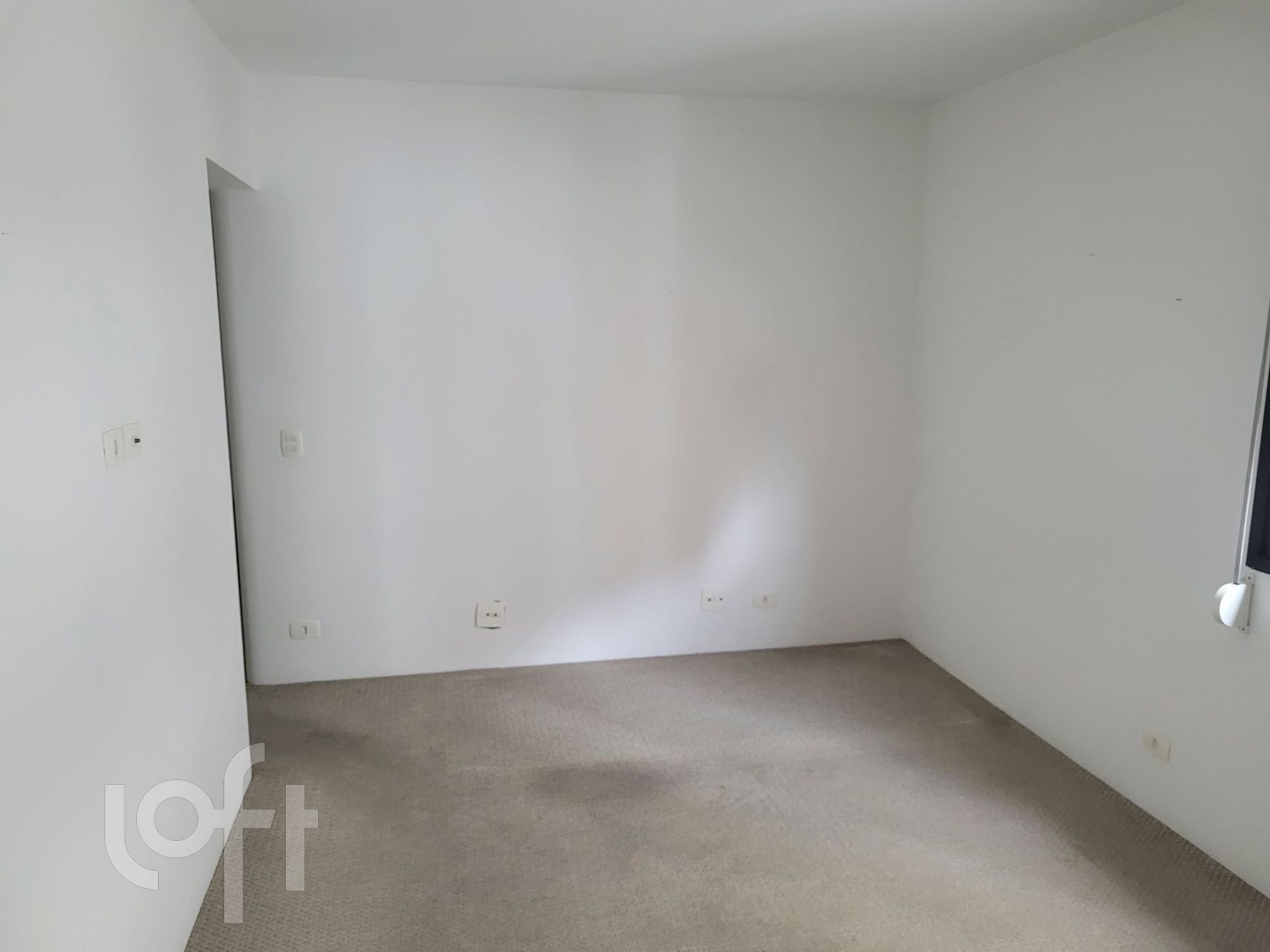 Apartamento à venda com 3 quartos, 199m² - Foto 2