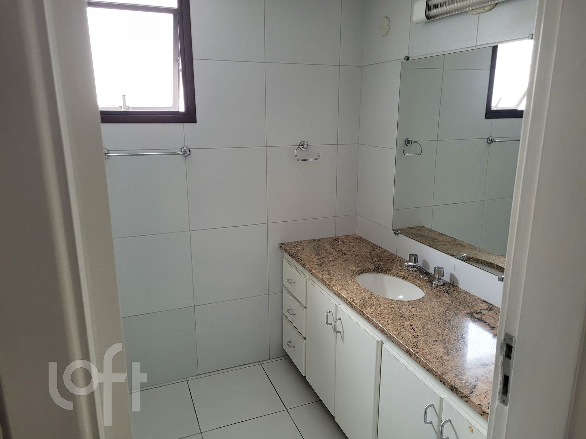 Apartamento à venda com 3 quartos, 199m² - Foto 15