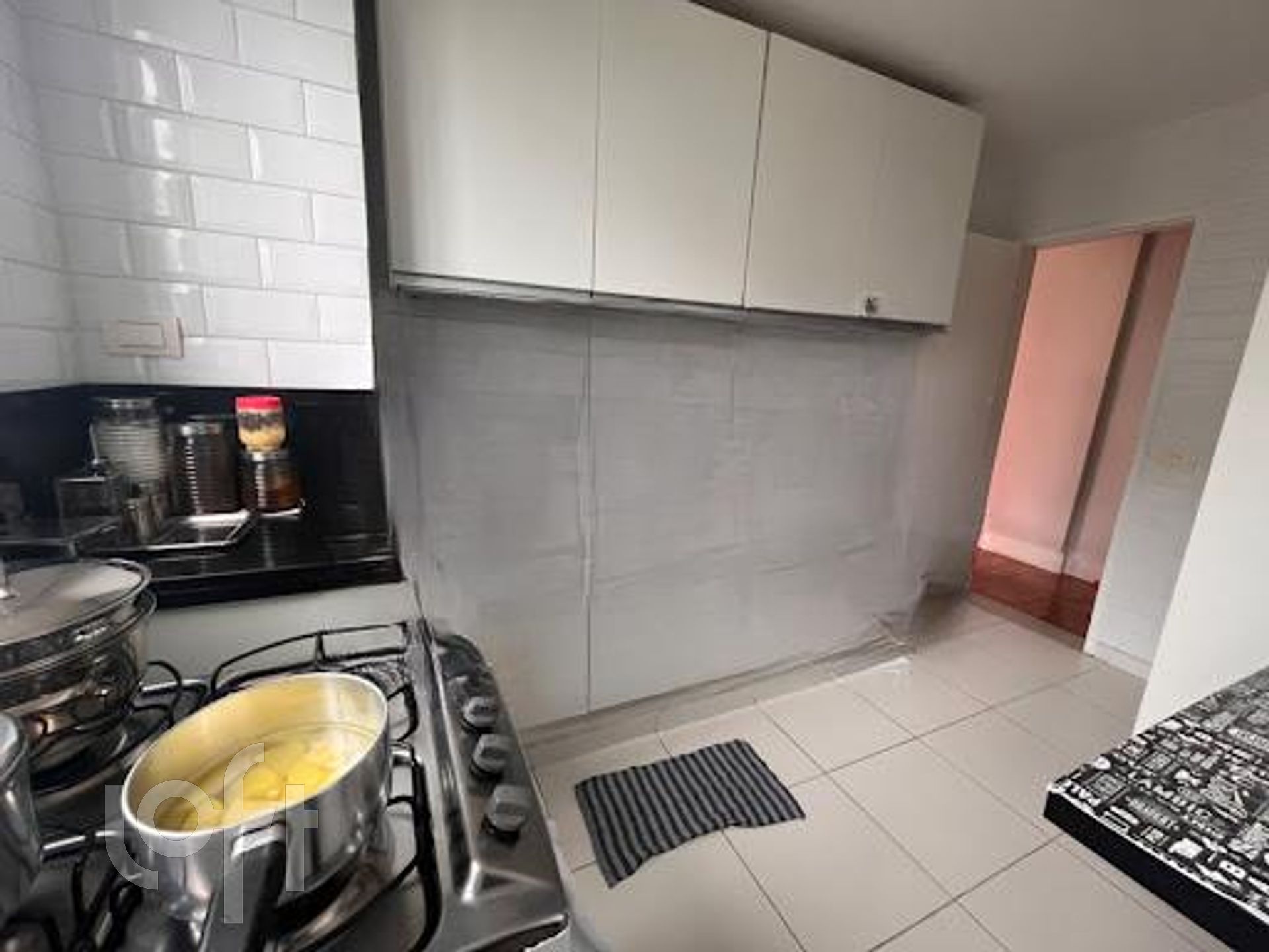 Apartamento à venda com 3 quartos, 100m² - Foto 4