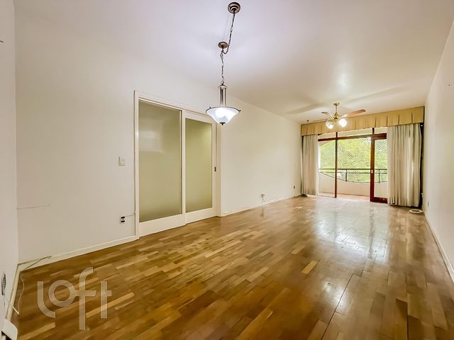 Apartamento com 110m², 3 dormitórios, 1 vaga, Bela Vista em Porto Alegre